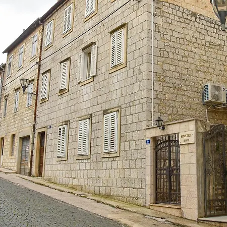 Hostel Sinj 旅馆 锡尼