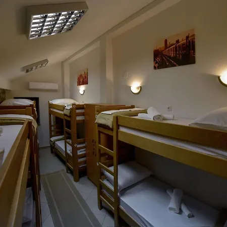 Hostel Sinj 锡尼