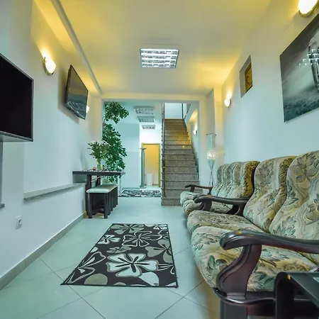 Hostel Sinj 호스텔 *